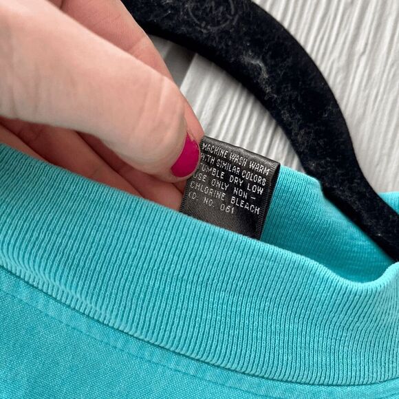 Vintage 90s Gitano Scottie Dog Cropped Shirt Teal M Y2K Kidcore Cute - Picture 7 of 12